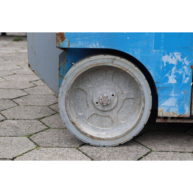 2013 Genie GS-2646-43367382