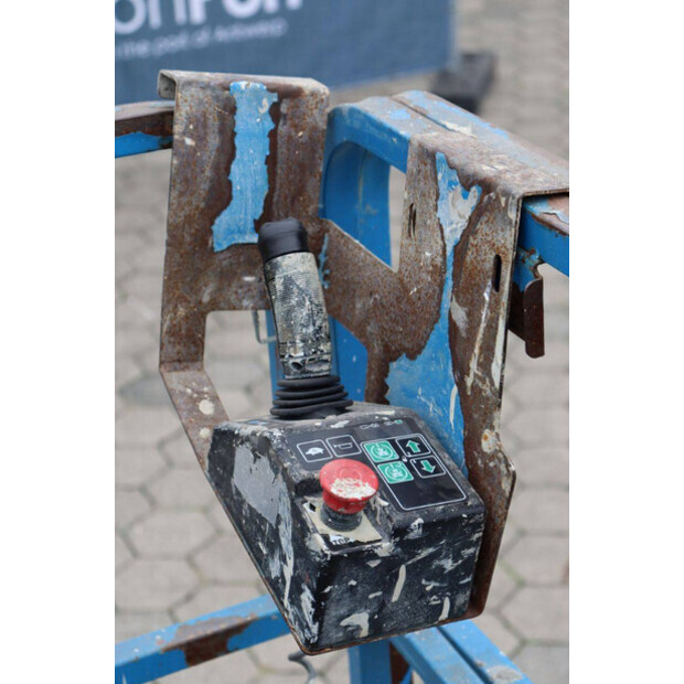 2013 Genie GS-2646-43367408