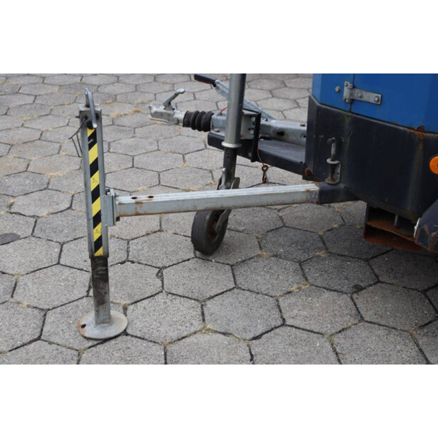 2012 Towerlight VB-9-43367720