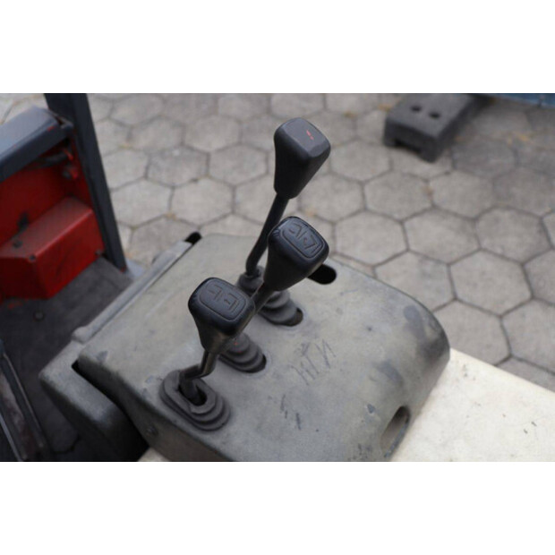 2002 NISSAN G002L25CU-43367881