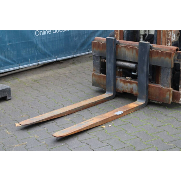 2002 Daewoo G25E-5-43367980