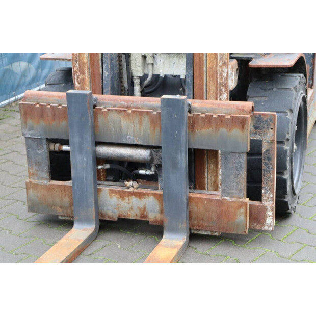 2002 Daewoo G25E-5-43367981