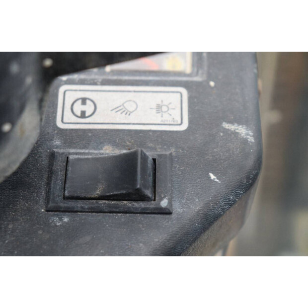 2002 Daewoo G25E-5-43368000