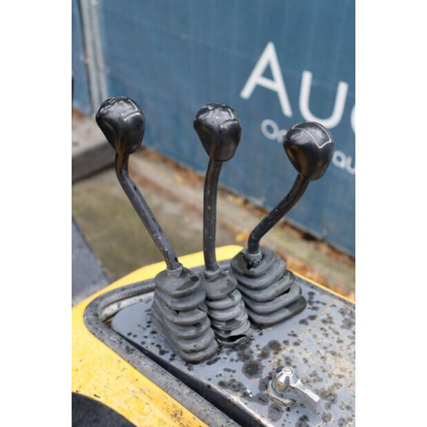 2000 يال GLP30-43368039