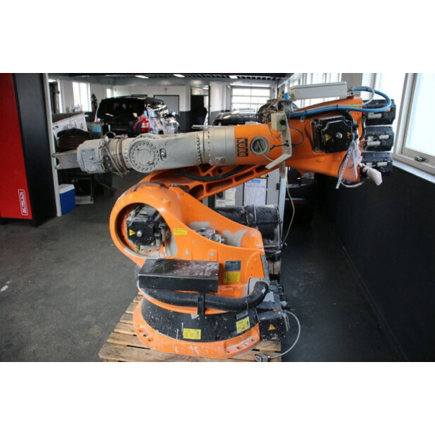 2013 UK KR 150-F 2000-43368206