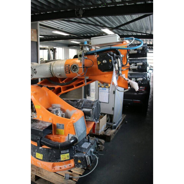 2013 UK KR 150-F 2000-43368207