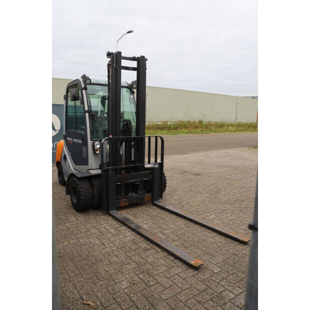 2013 Still RX70-35-43368327