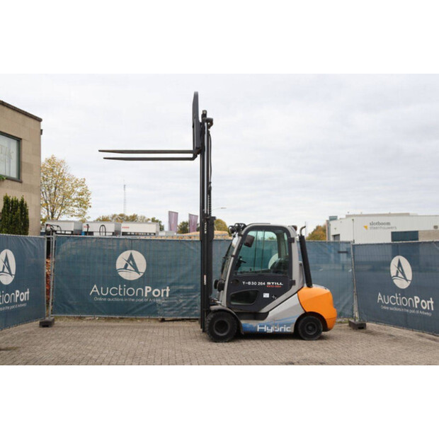 2013 Still RX70-35-43368363