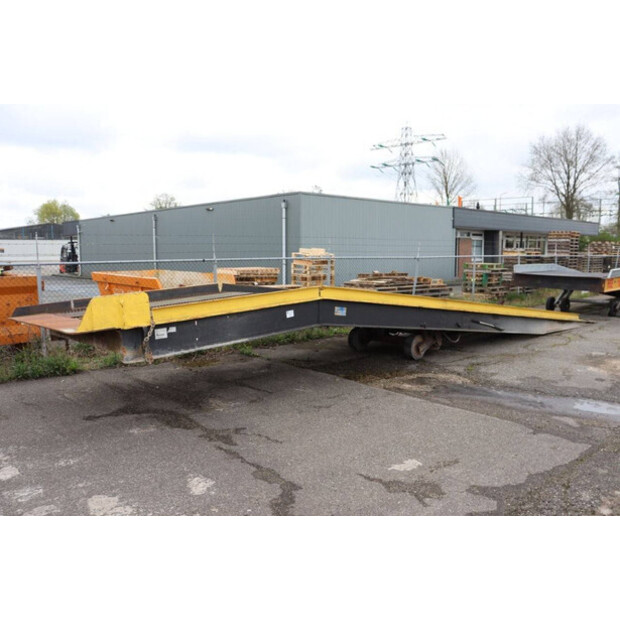 2015 OP RY BRUG-43368719