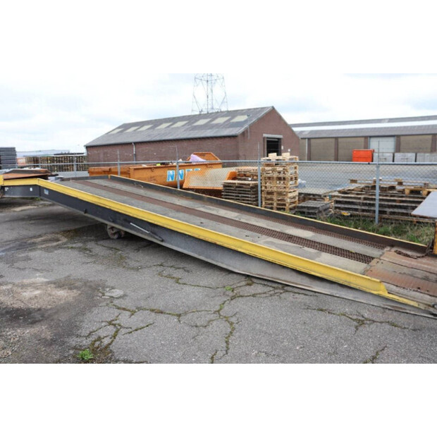 2015 OP RY BRUG-43368720