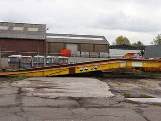 صورة ل مقطورات مسطحة 1999 أونبيكند 1013