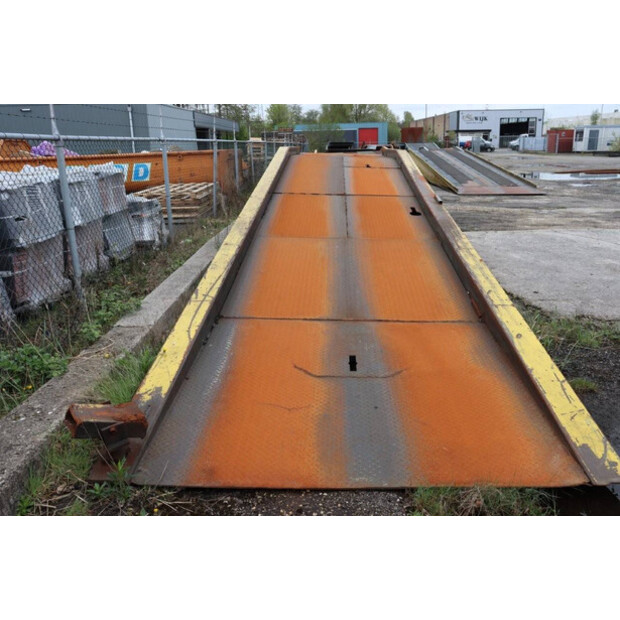 1999 Onbekend 1013-43368735