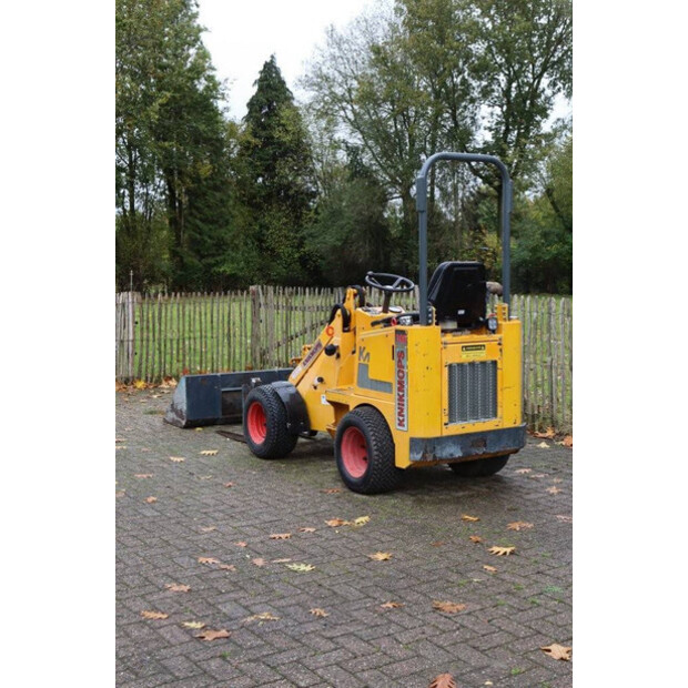 2019 جي بي آر Knikmops 100-43368746