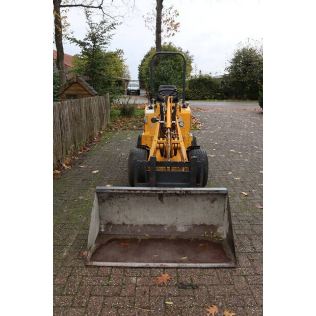 2019 جي بي آر Knikmops 100-43368750