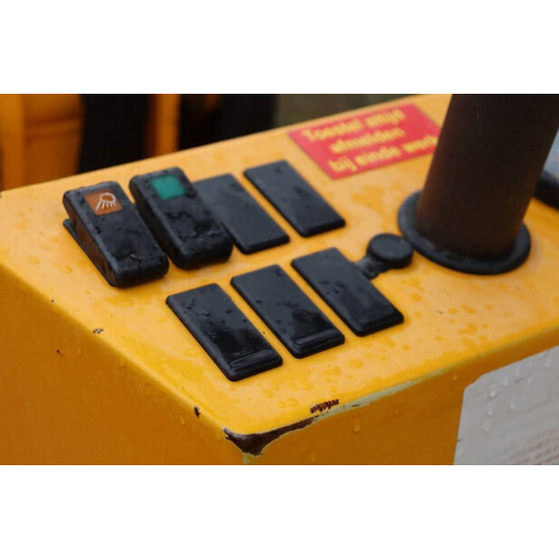 2019 جي بي آر Knikmops 100-43368770