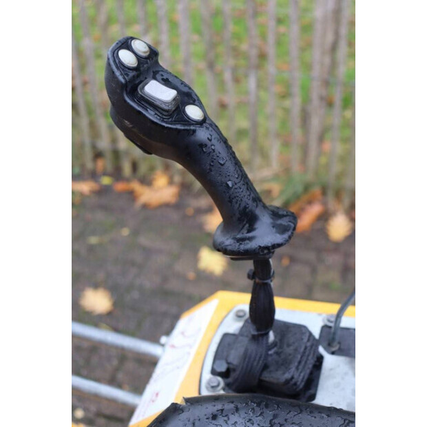 2019 جي بي آر Knikmops 100-43368774