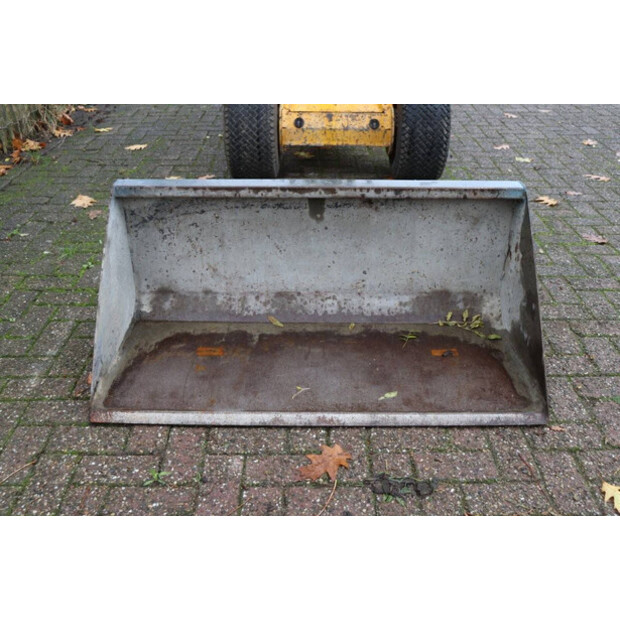 2019 جي بي آر Knikmops 100-43368786