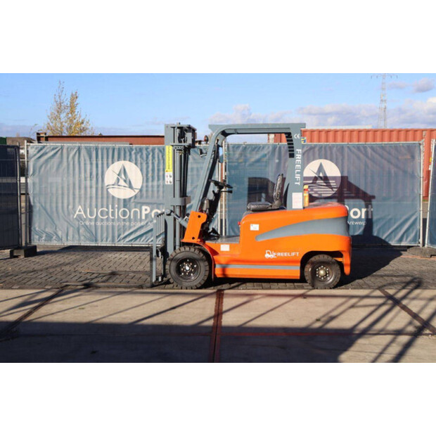 2024 Freelift CMF20-43368791