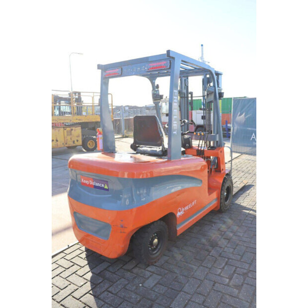 2024 Freelift CMF20-43368795