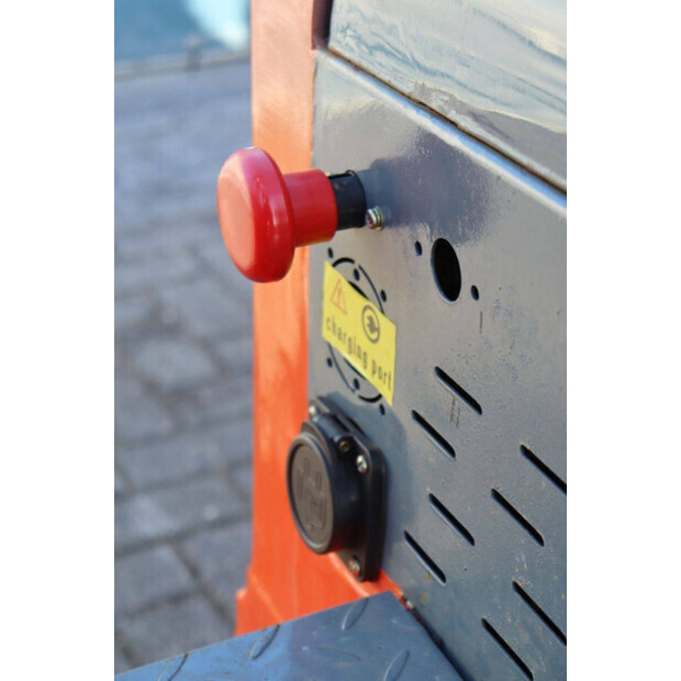 2024 Freelift CMF20-43368822