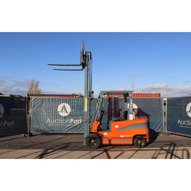 2024 Freelift CMF20-43368827