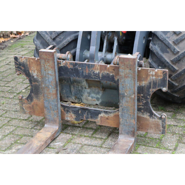 2010 GiANT V452T-43369204