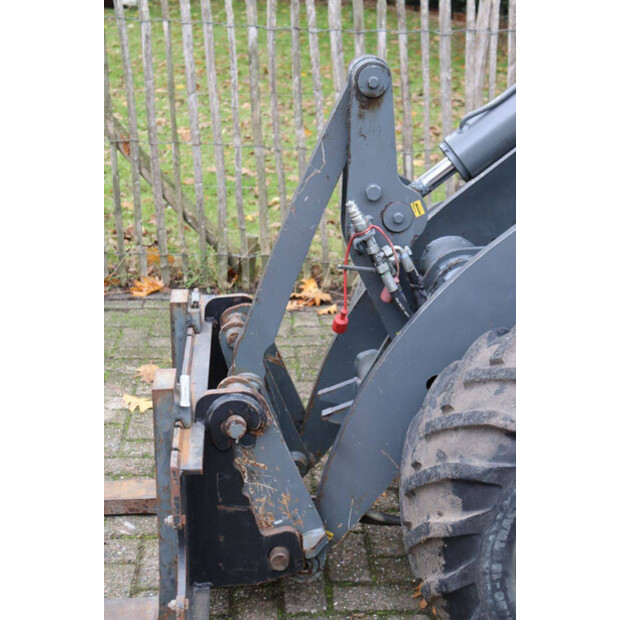 2010 GiANT V452T-43369205