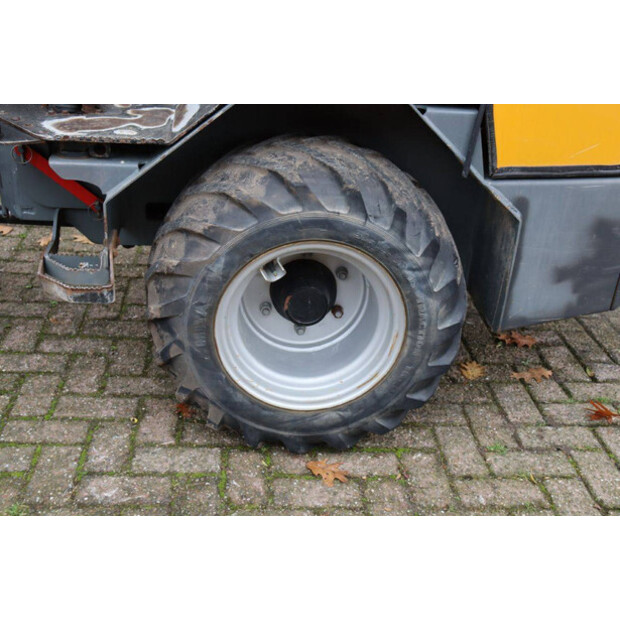 2010 GiANT V452T-43369212