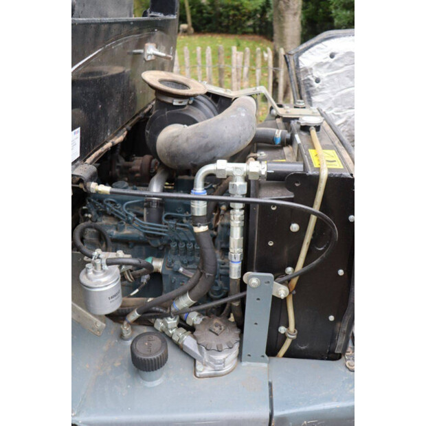 2010 GiANT V452T-43369233