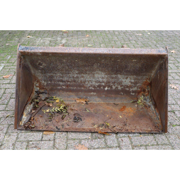 2010 GiANT V452T-43369243