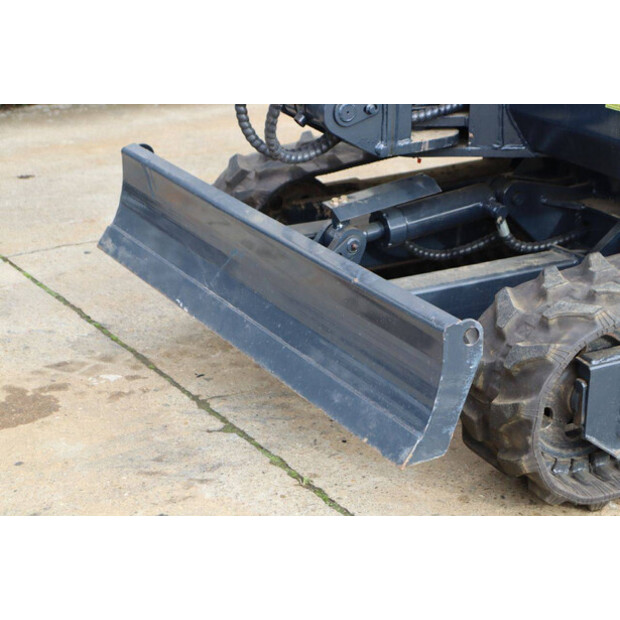 2024 Katco Nycheki Q25-43369511