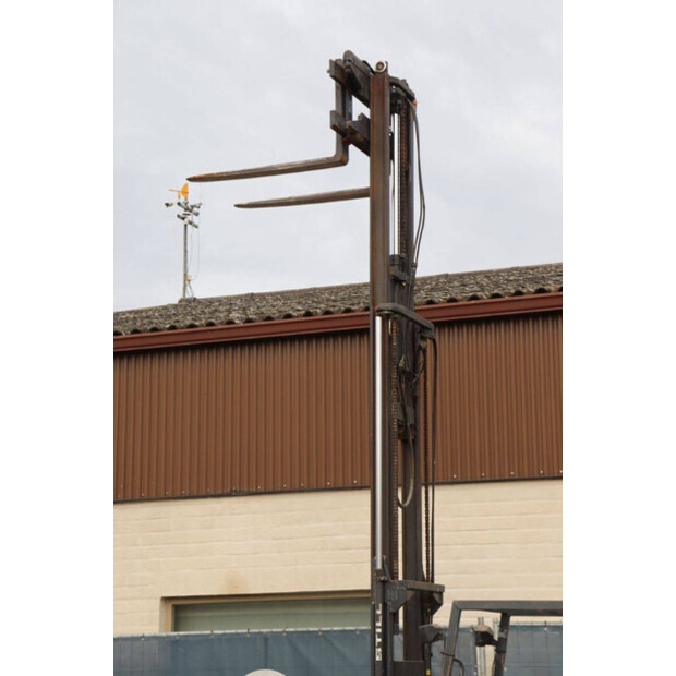 Still R 20-15-43369574