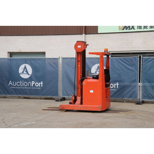 1979 بي تي BTRT 1350/9-43369655