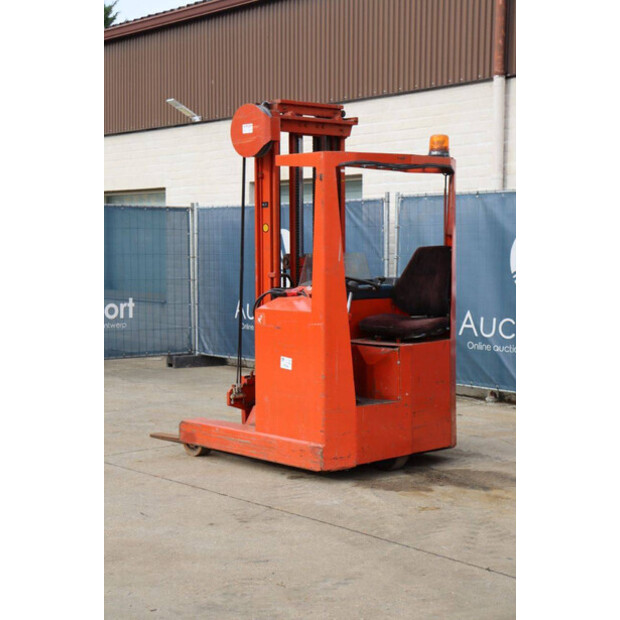 1979 بي تي BTRT 1350/9-43369656