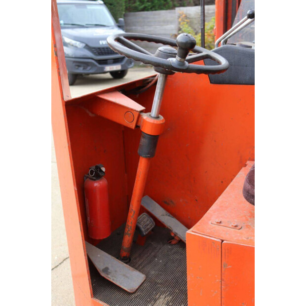 1979 بي تي BTRT 1350/9-43369667