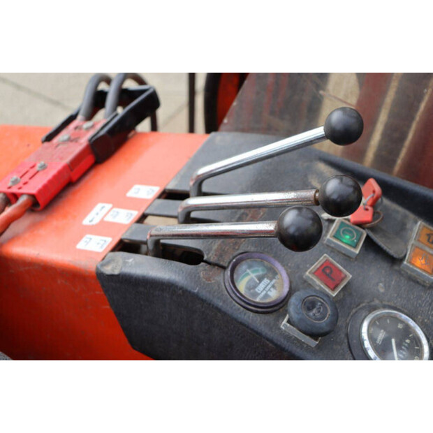 1979 بي تي BTRT 1350/9-43369670