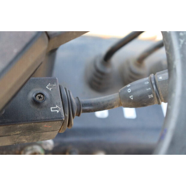 1998 HALLA HDF70-43369913