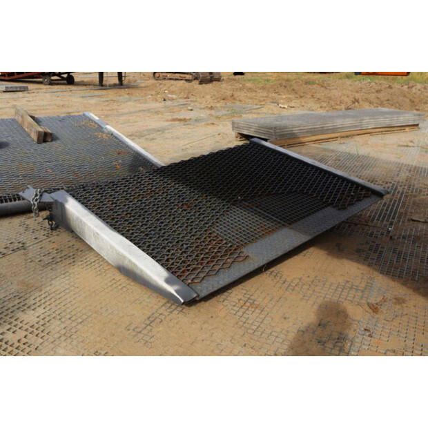 2017 مرسيدس بنز Actros 2551-43370033