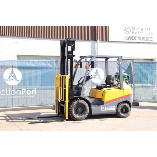 2009 TCM FGE25T4-43370240