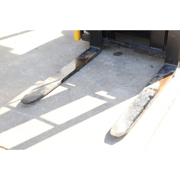 2009 TCM FGE25T4-43370248