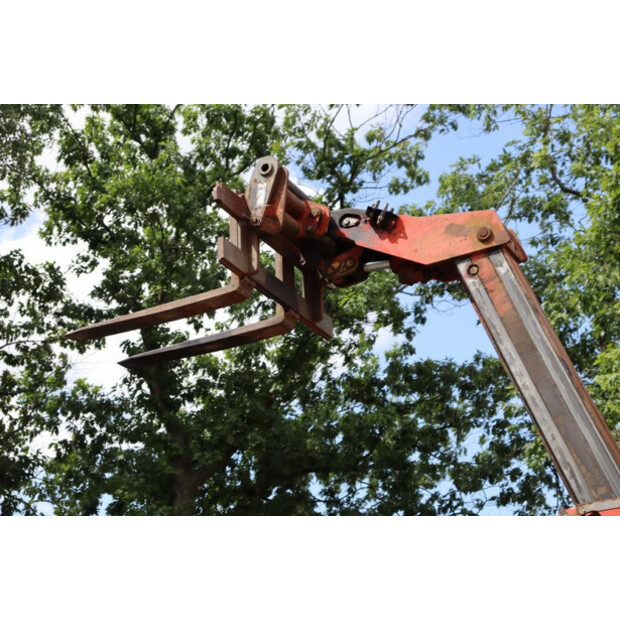 2001 مانيتو MLT 524-43370635