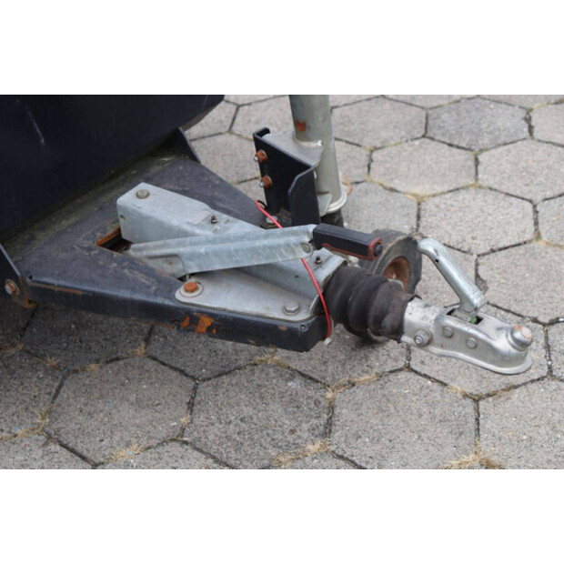 2012 Towerlight VB-9-43370980