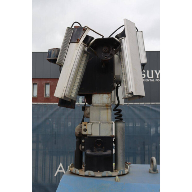 2012 Towerlight VB-9-43371000