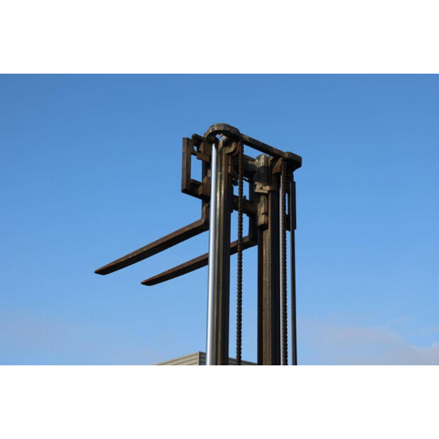 2004 ستيل R 60-22-43371080