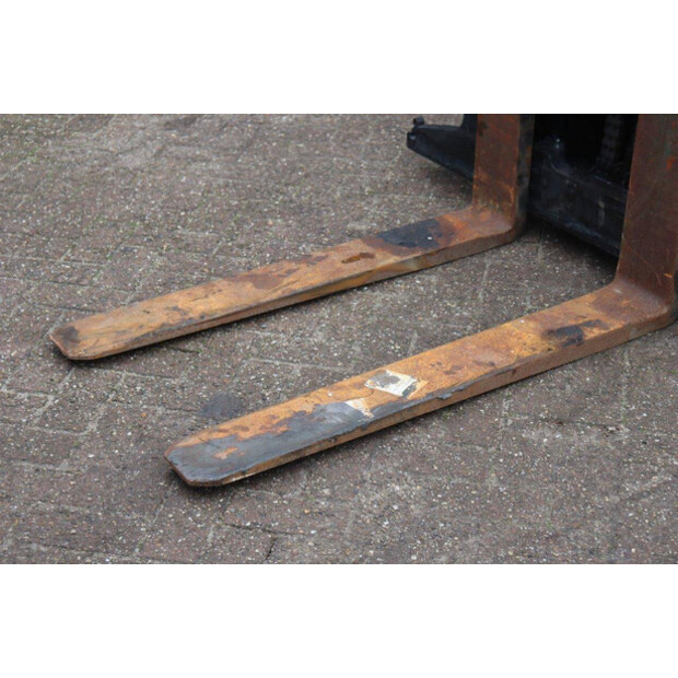 2010 هايستر H4.0FT5-43371091