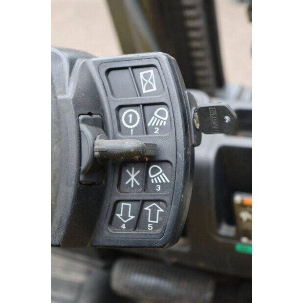 2010 هايستر H4.0FT5-43371109