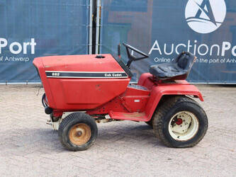 Image de TONDEUSES Cub Cadet 682