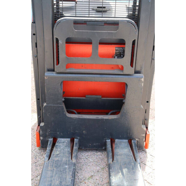 2015 ليندي D08-43371466