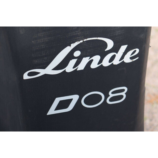 2015 ليندي D08-43371470