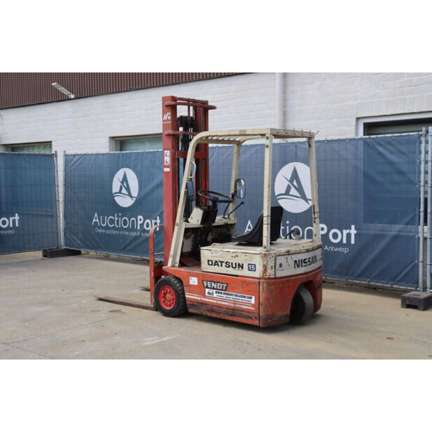 NISSAN Datsun 15 NA0YL15U-43371910